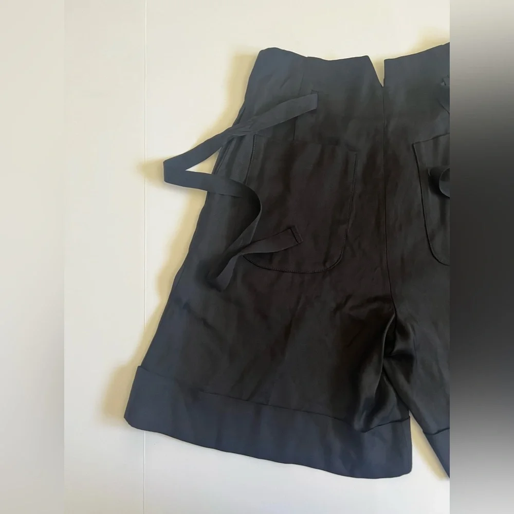 NWT Zara Black High Waist Paper Bag Shorts SZ XS 🖤 - Picture 6 of 10